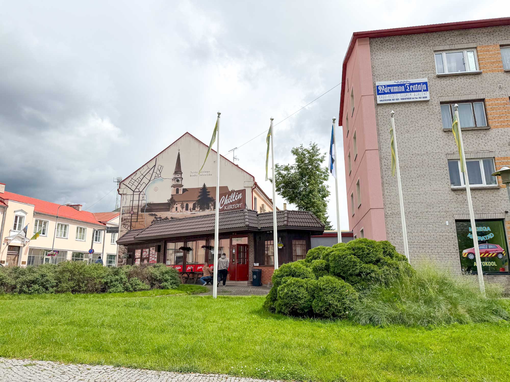 Võru sõpruslinnade lipuväljak. Foto: Võru linn